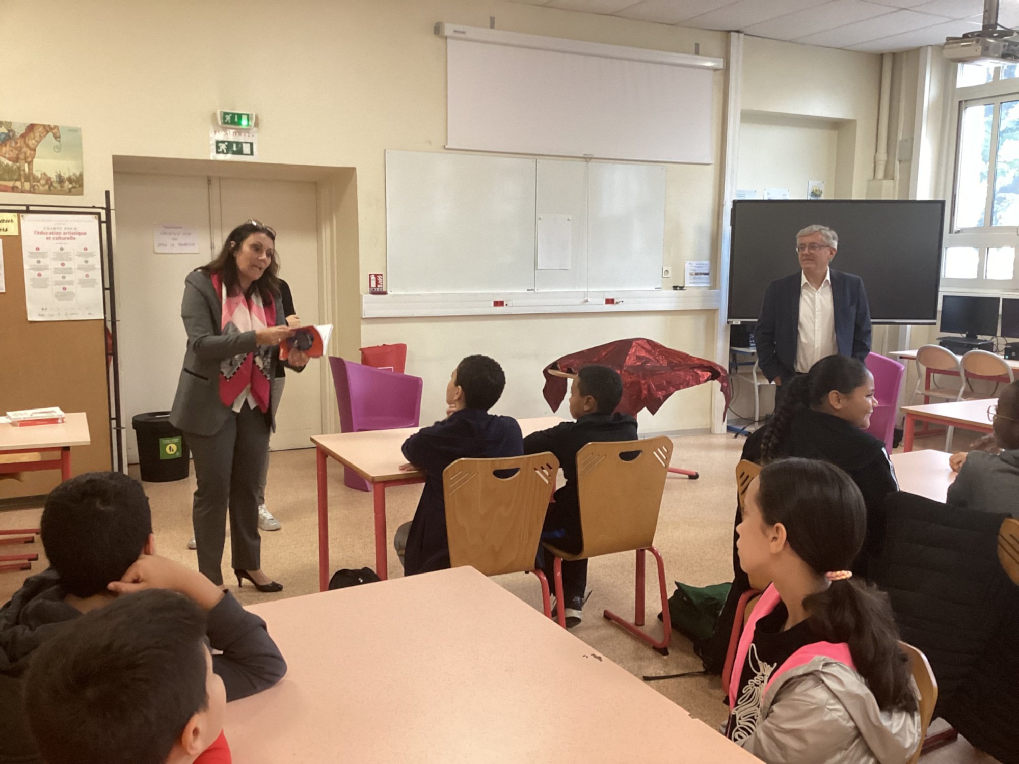 Mme Benoît souligne l'importance de la lecture