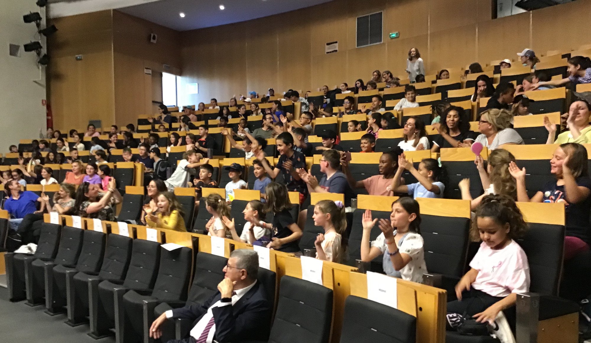 L'ambiance très joyeuse de la salle Linné du Parc Phoenix