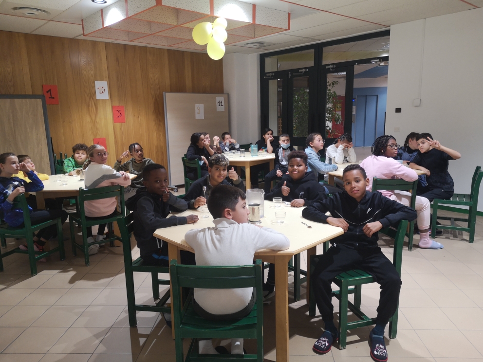 Jeux pendant le repas 