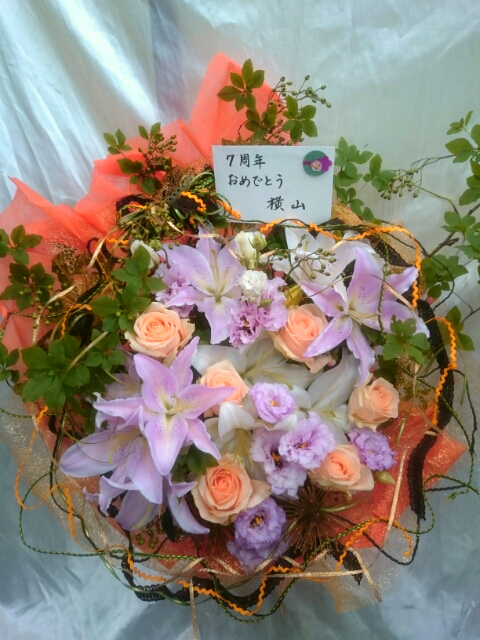 7周年祝フラワーアレンジ