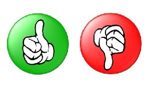 Profis arbeiten mit grünen und roten LEDs am Daumen.