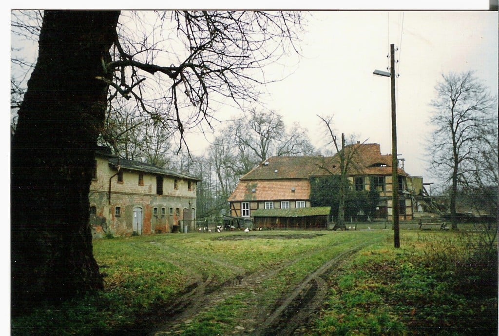 Ansicht mit den Schweineställen