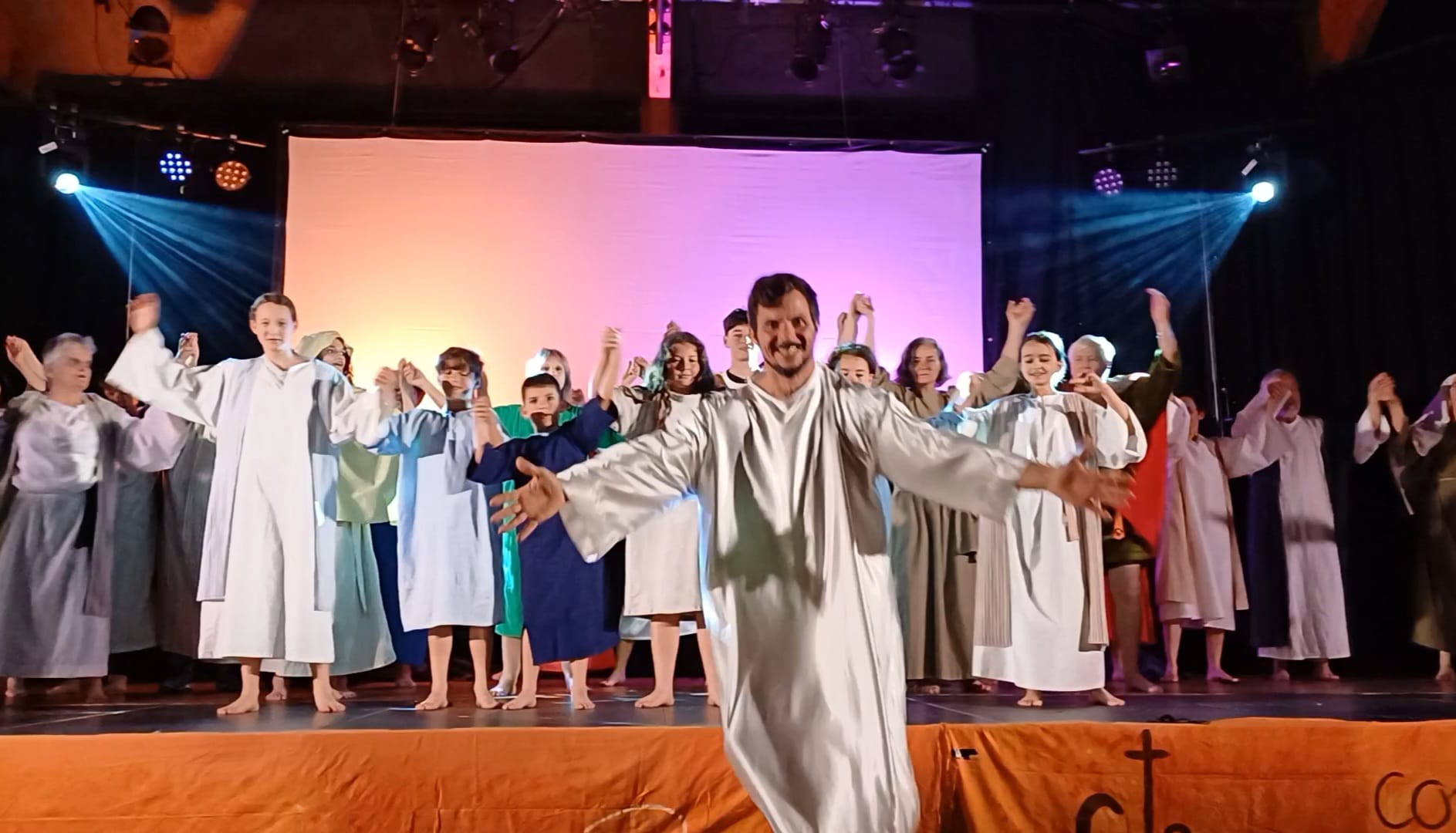 Le salut final - (c) ER