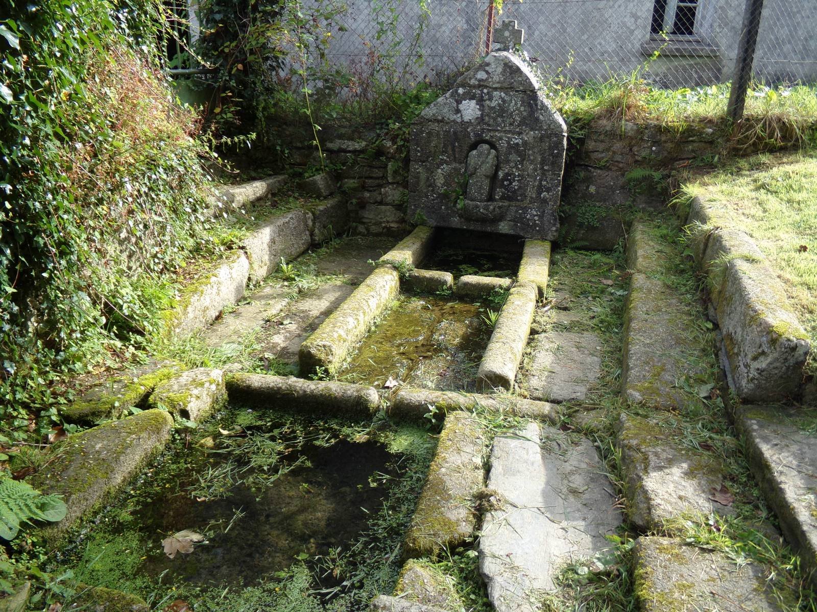 La fontaine Saint Jean