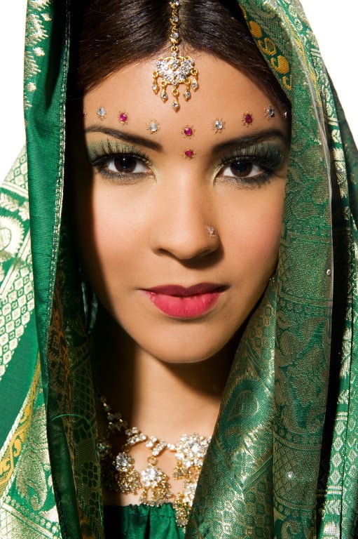 Photo: Photoworkers * Model: Daliba * MakeUp/Styling: SL