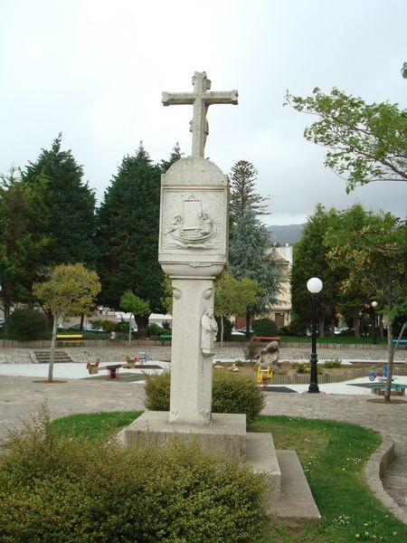 Cruceiro en Alameda, Pobra do Caramiñal (trasera)