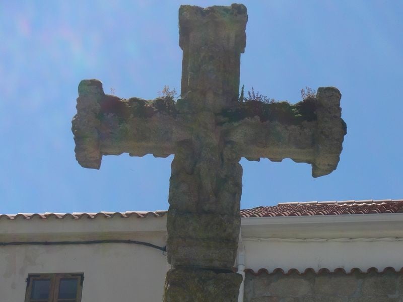 Cruceiro en Noia, Iglesia, detalle