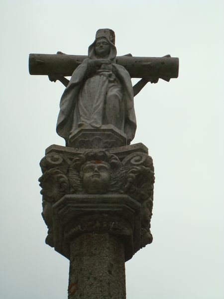 Cruceiro entrada Porto do Són (detalle)
