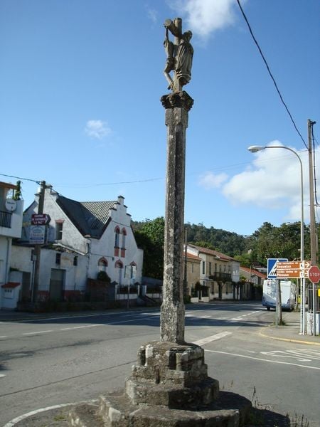 Cruceiro en Roo (cruce)