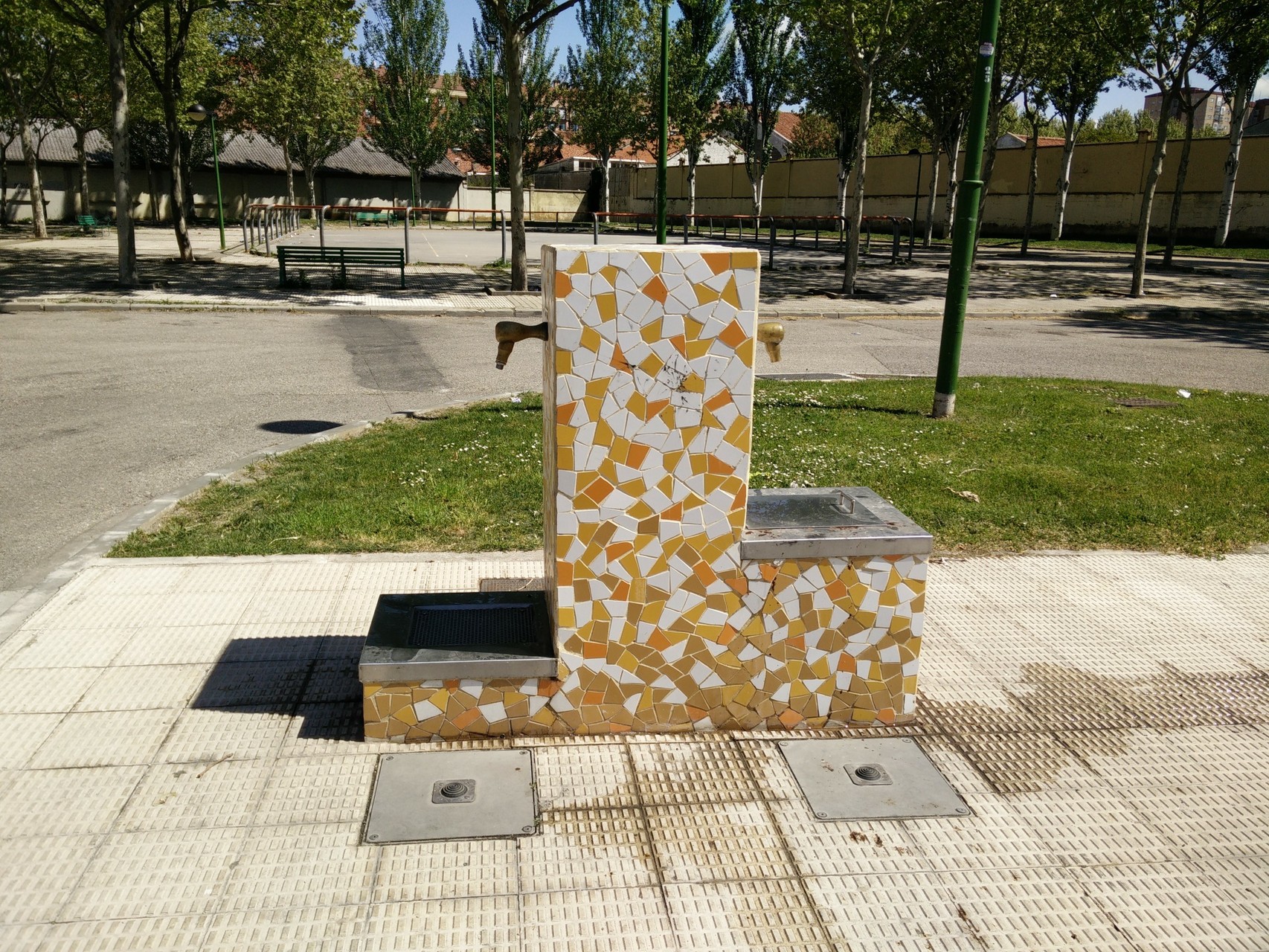 fuente y descarga de químico