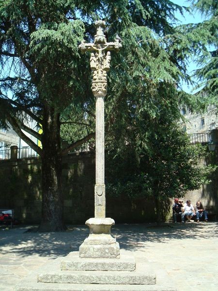 Cruceiro Plaza 8 de Marzo, Santiago