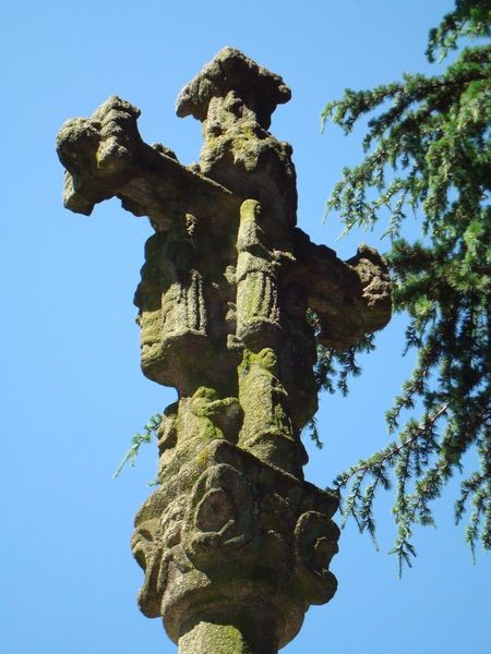 Cruceiro Plaza 8 de Marzo (detalle), Santiago