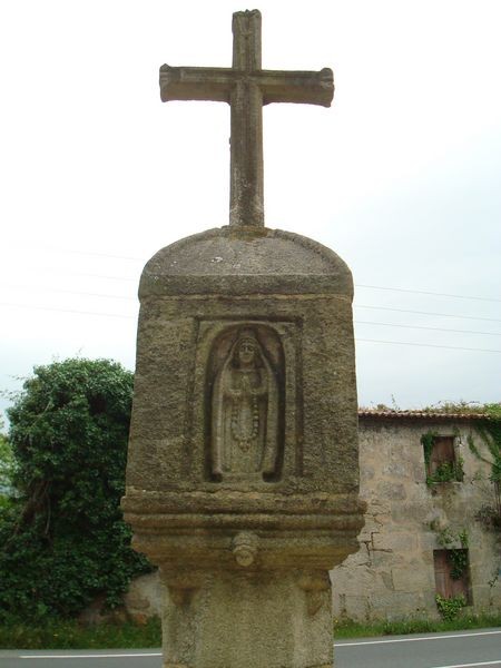 Cruceiro capilla Nta. Sra. de Loreto, en S. Vicente de Noal