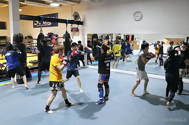 ストレート系パンチをカッコよく！