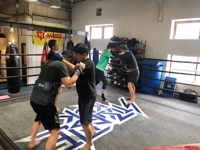 首相撲って難しい