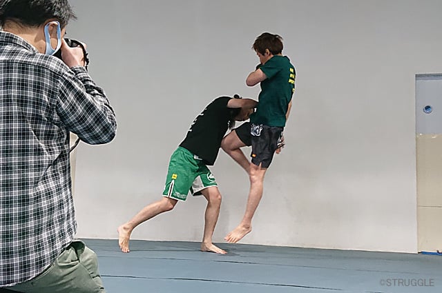 ゴング格闘技3月号で大晦日RIZINの打撃技術解説を行いました