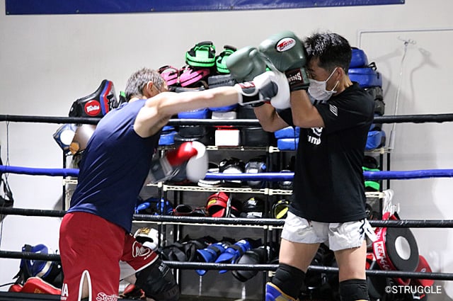 明日のアマチュアKNOCK OUTに2名、来週のNICE MIDDLEに2名出場します！