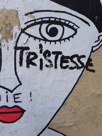 Comment différencier la "déprime" ordinaire du processus de l'adolescence d'un épisode dépressif ?