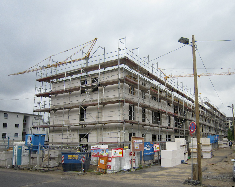 3 Mehrfamilienhäuser mit 48 WE, Gemeinschaftshaus und Tiefgarage als Passivhaus