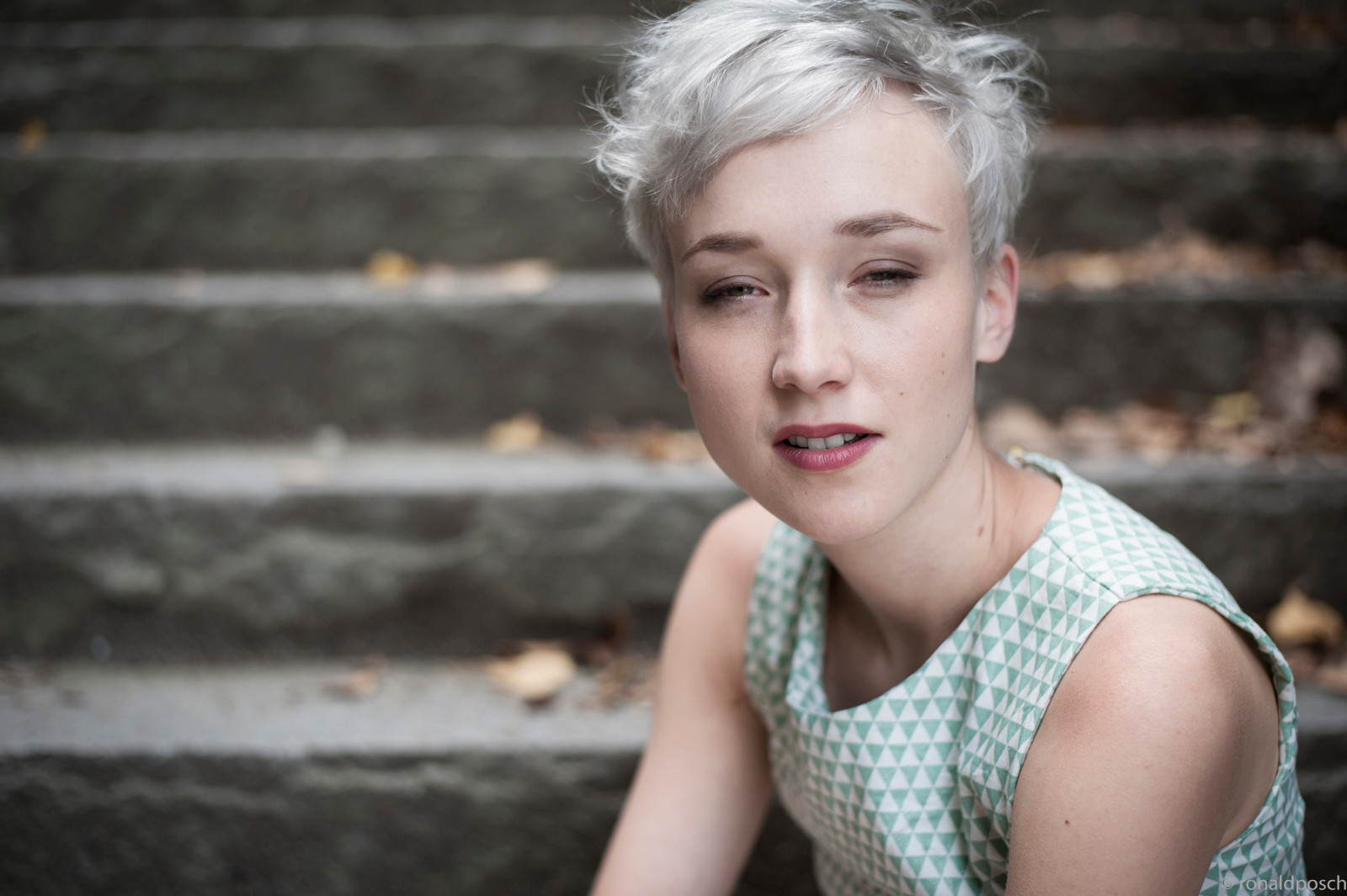 Mareen Portrait Fashion Outdoor Linz