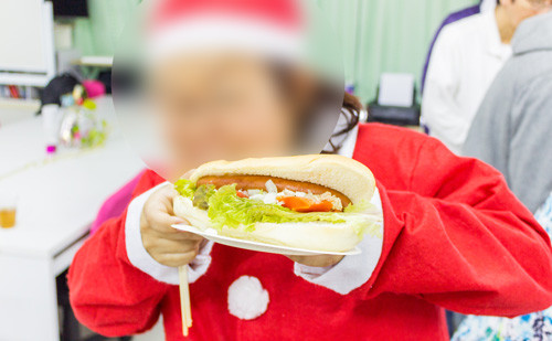 サンドイッチでポーズ!