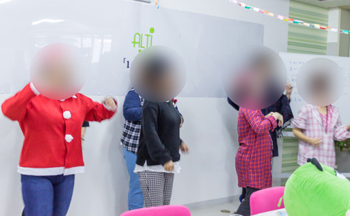 あるてぃー訓練生美女7人による「フォーチュンクッキー」