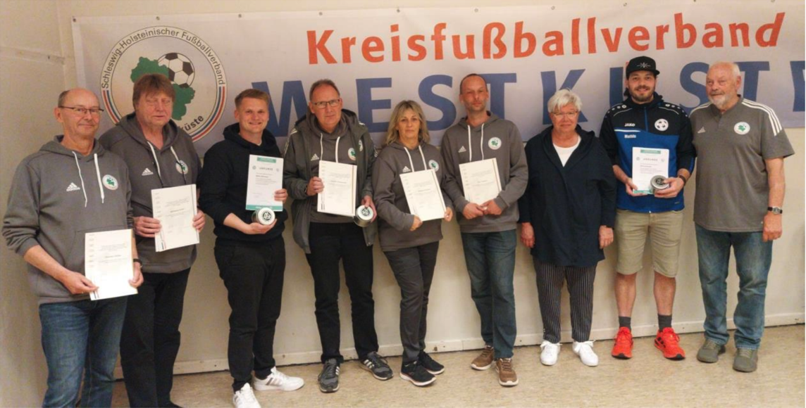 Ehrungen und Verabschiedungen auf dem vergangenen Kreistag