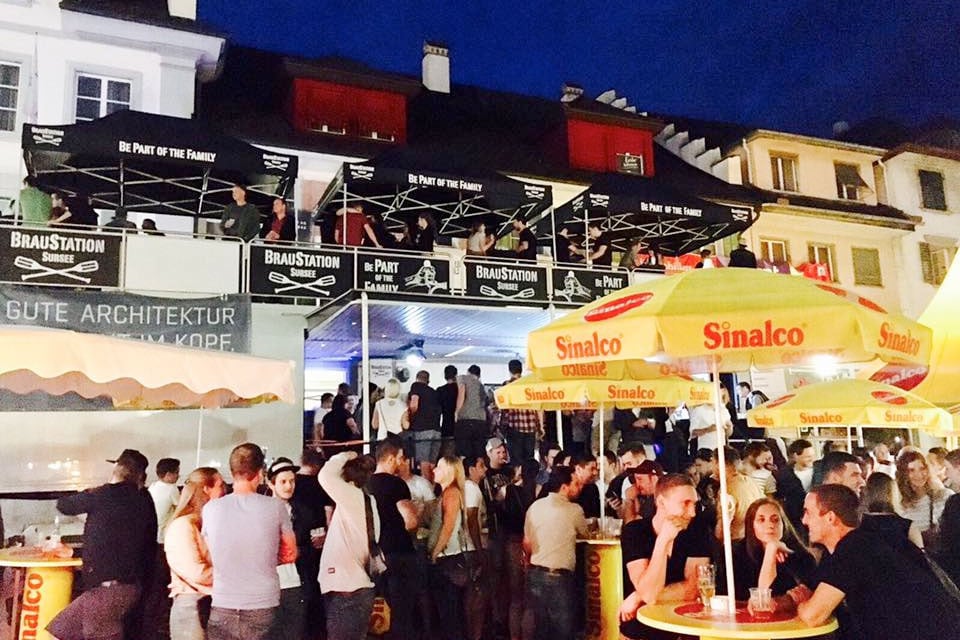 Auftritt der Braustation am Surseer Beachvolley-Turnier