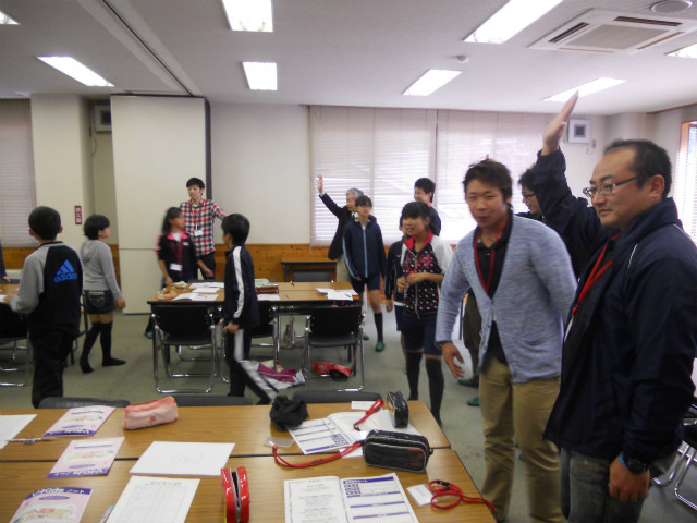 まずは、初対面な人が多いのでアイスブレイク