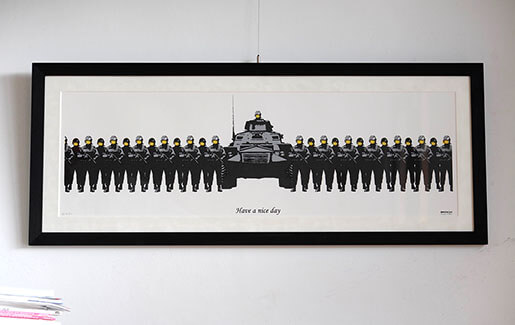 【必見】Banksyの67枚限定のHave a nice dayの額装