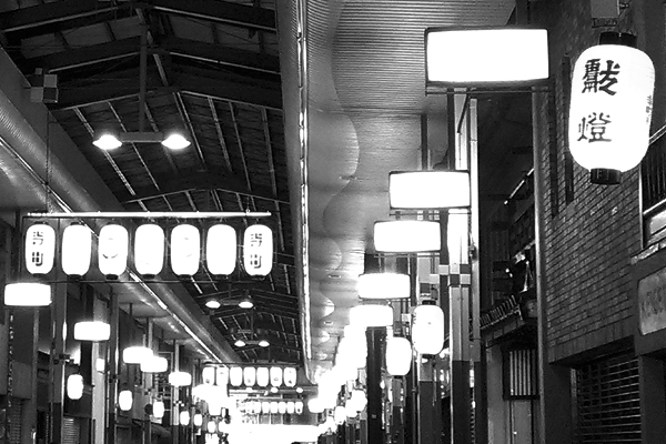 コロットジュエリーワークス付近のお店で見かけた蓮の花