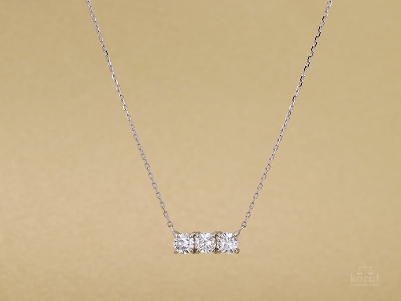 リフォーム後のダイヤモンドネックレス