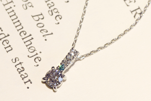 リフォーム後のプラチナ製ダイヤモンドペンダント完成写真