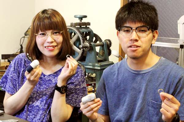 マリッジリング（結婚指輪）への打刻体験