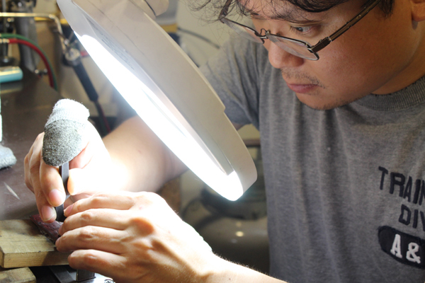 フルオーダーマリッジリング(結婚指輪)制作体験-文字打刻1