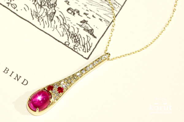 リフォーム後のペンダント