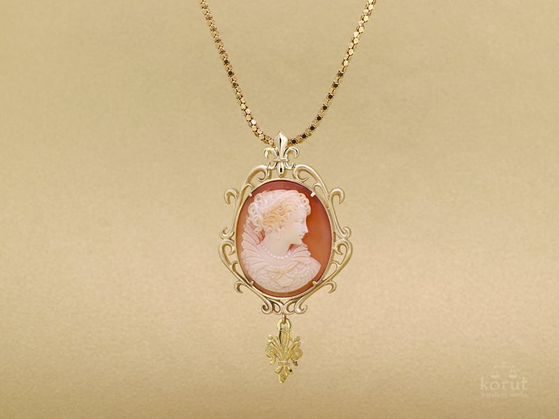 カメオのペンダント