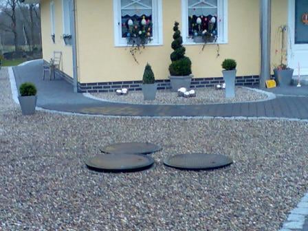 Fertig eingebaute PE-Kunststoff Anlage von Klävertec bei einem anderem Kunden im Steingarten.