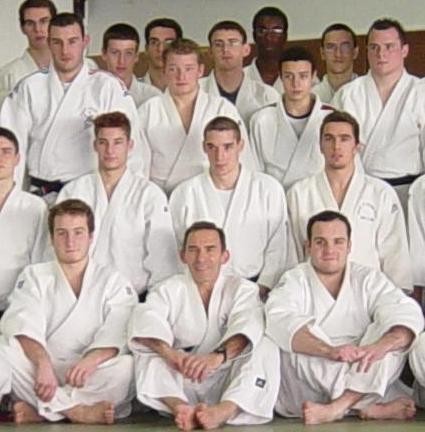 Gros plan : le président de la ligue des Yvelines, André Gaya, entouré de Mickael, Franck et Philippe