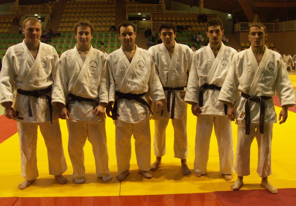 Notre équipe au grand complet : Nico, Mika, Franck, Samy, Romain et Phil !