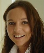 Rita Kelz  Vertriebsinnendienst  Tel. 0316/297400