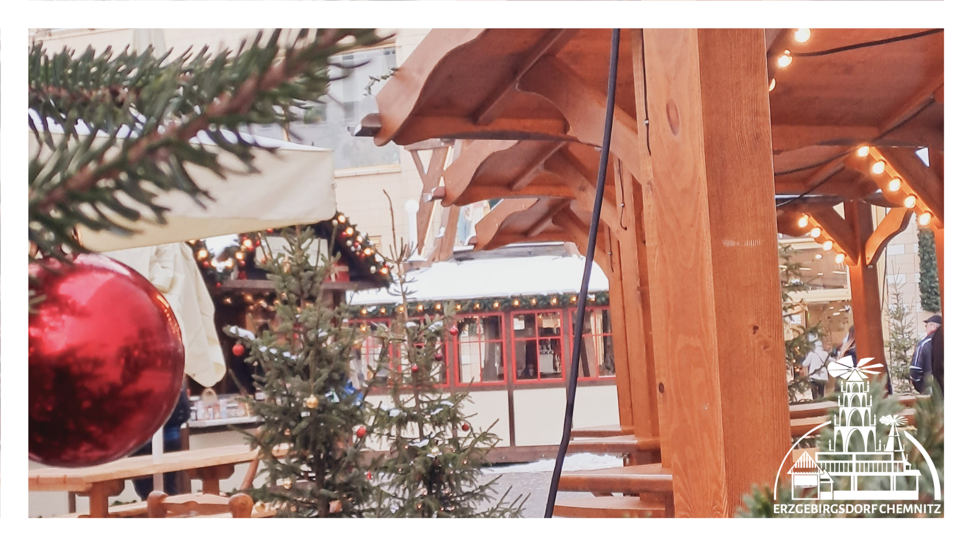 Blick zur kleinen Pyramide