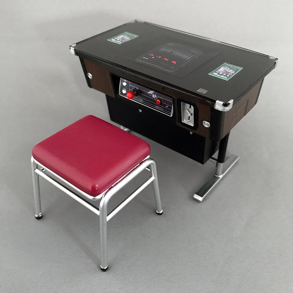 スペースインベーダー筐体 全景