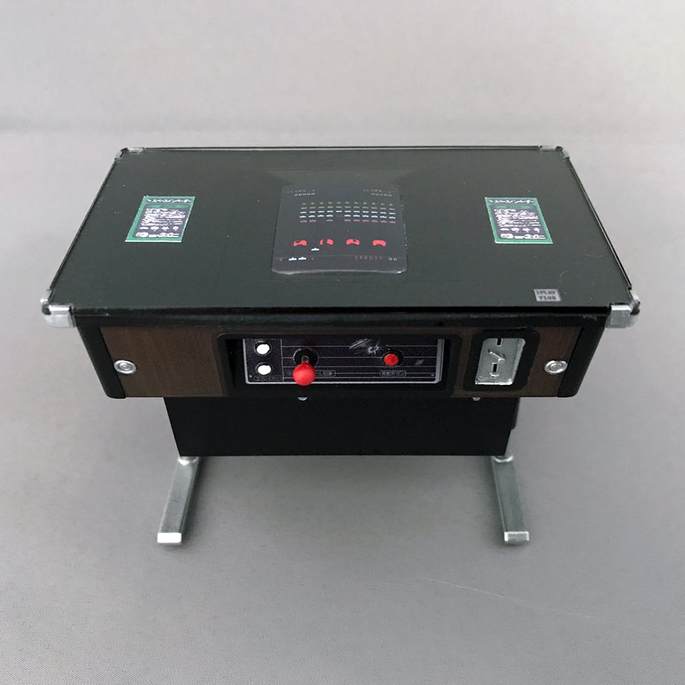 テーブル面　ゲーム画面とインストラクションカードを再現