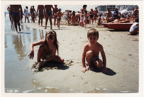 Michela: ...iiih ist das Zeug eklig...!!