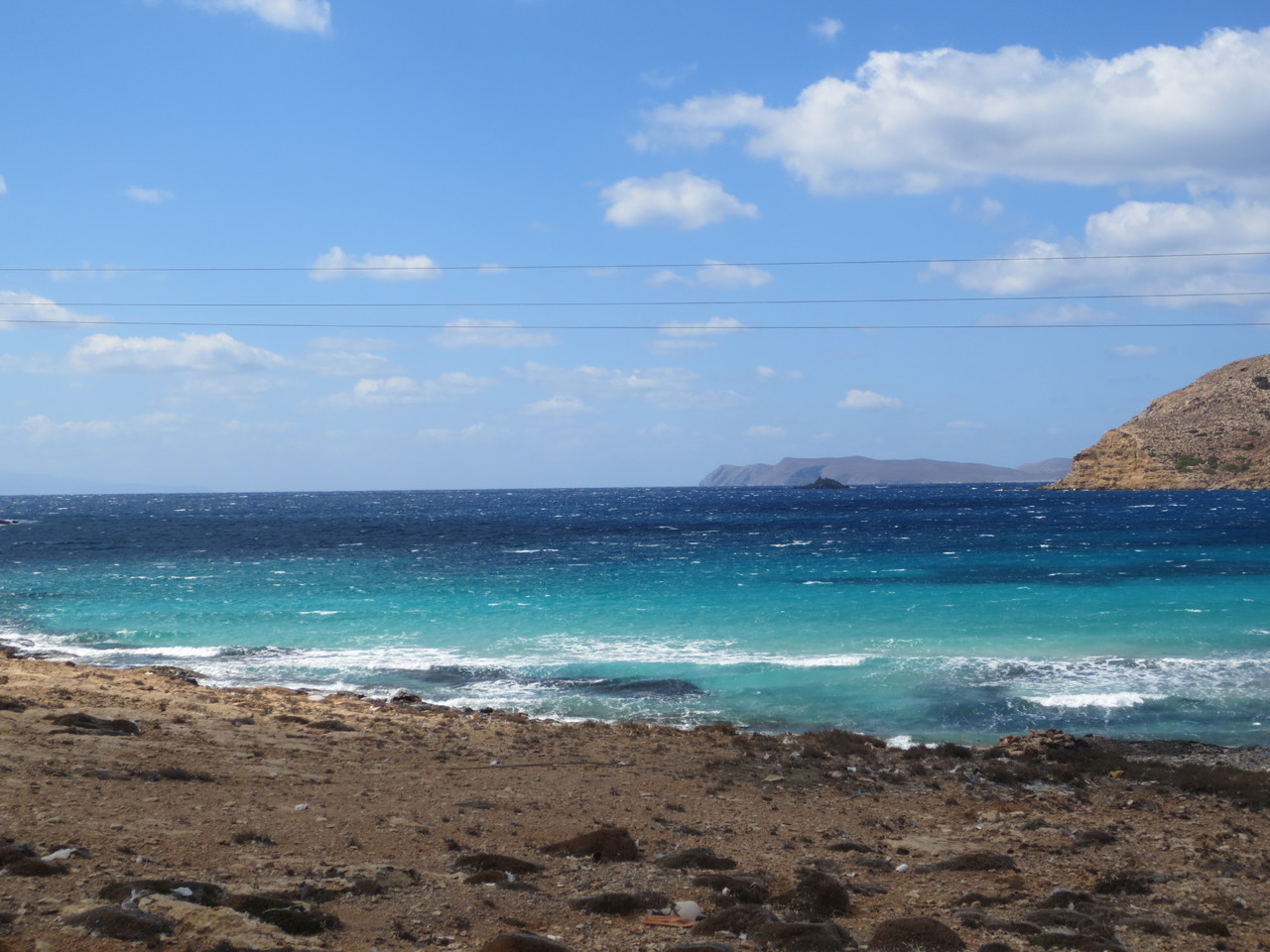 Acrotiri Sideros..., nordöstlichster Punkt der Insel Kreta. Im Hintergrund ist die Inselgruppe der Dionisades zu sehen (Nissos Dionisades)
