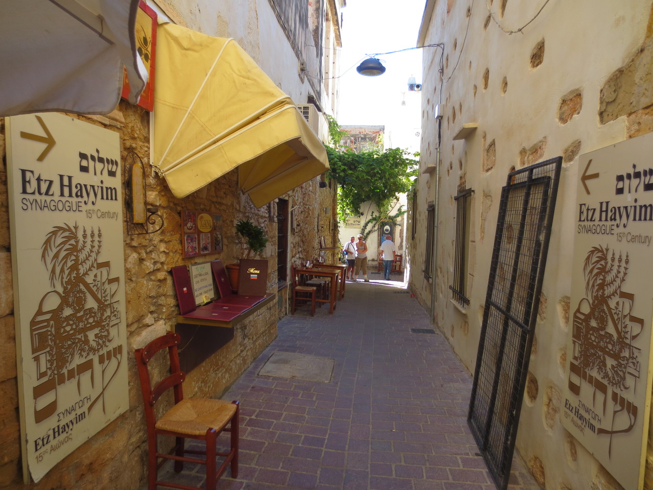 Im Nordwesten von Kreta: Chania, eine der grösseren Städte in Kreta (56'000 Einwohner) an der Bucht von Chanion (Kolpos Chanion) am Fusse einer kleinen runden Halbinsel