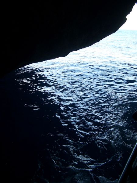 Grotta Azzurra, Castro