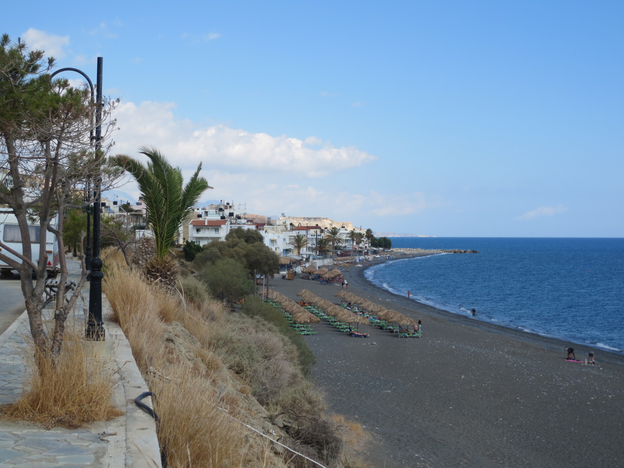 An der Südküste im Südosten Kretas: Blick zurück auf das Küstendorf Tertsa