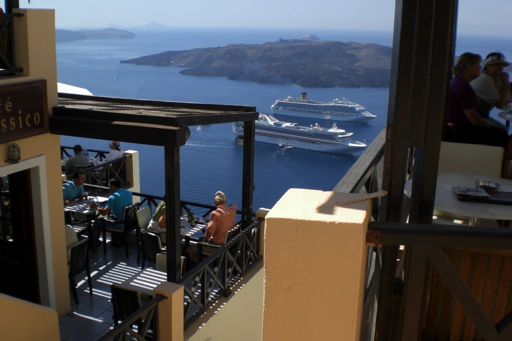 Fira (Hauptort der Insel)